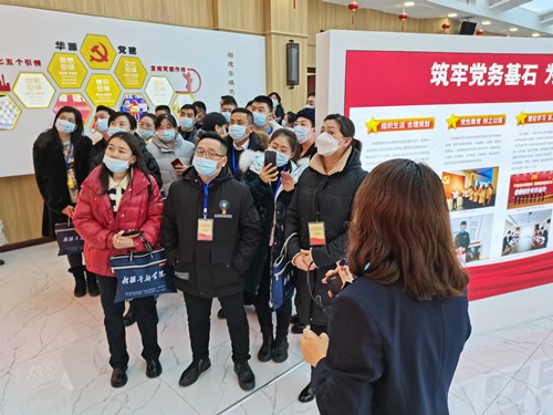 f485ab56a3ae583ba4a8e9ce81eddbb_副本.jpg