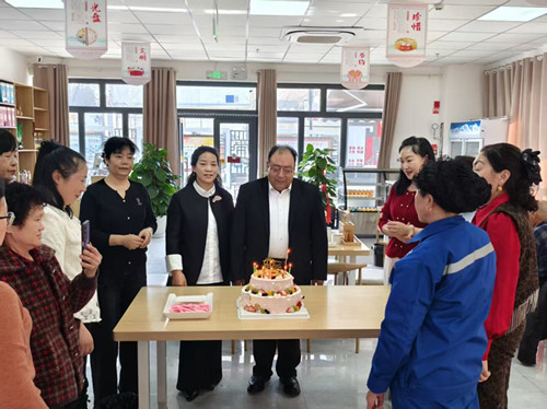 feecd14e91c3a1626f46a3d88f205b4_副本.jpg